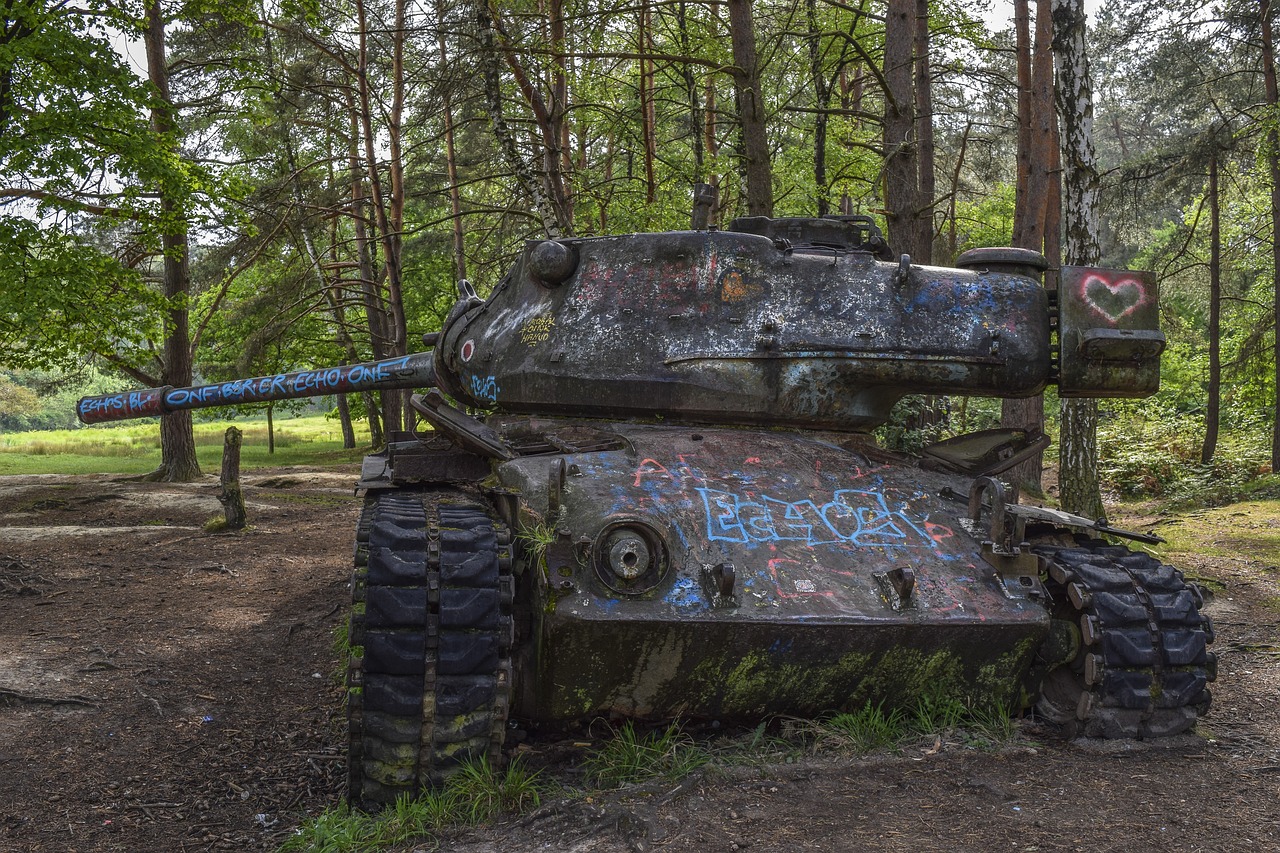 Current Trends in the Integration of Robotics in Combat Vehicles